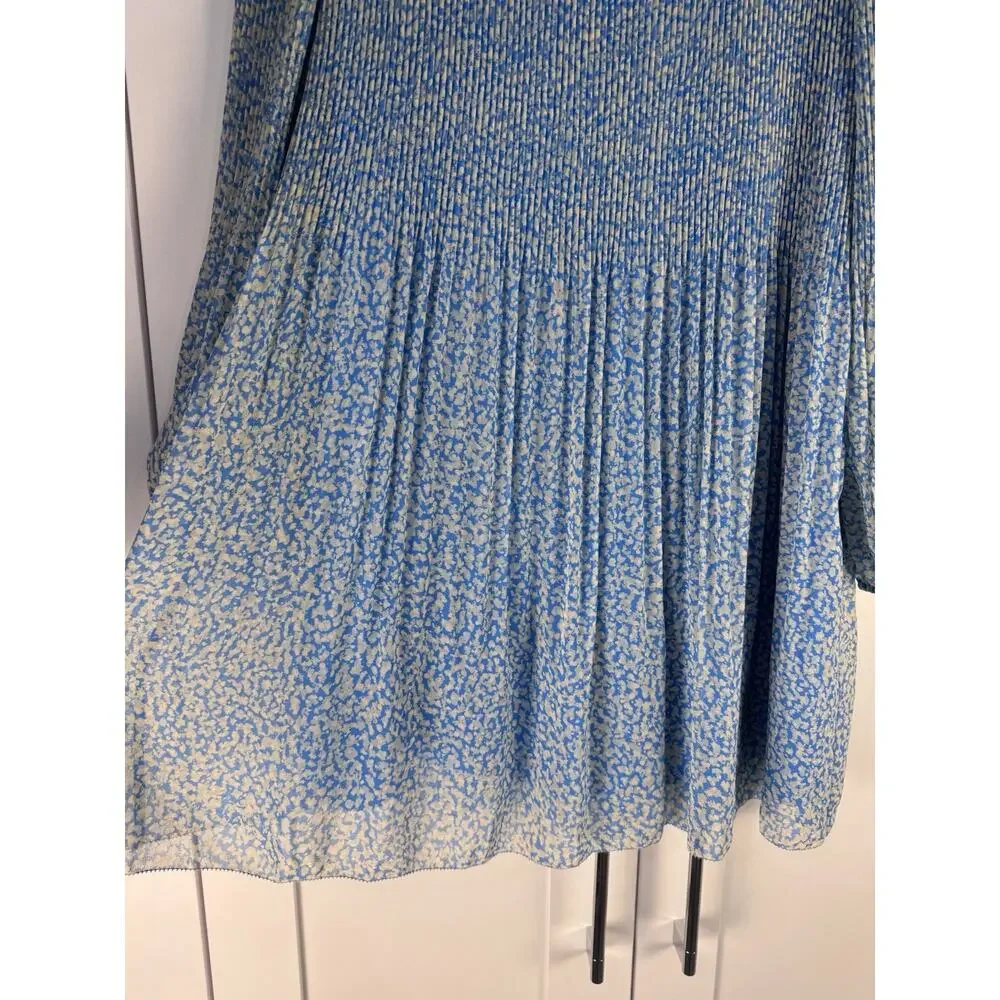 Aritzia Wilfred Floral Daydreamer Mini Dress Accordion Sz S Cottagecore Babydoll